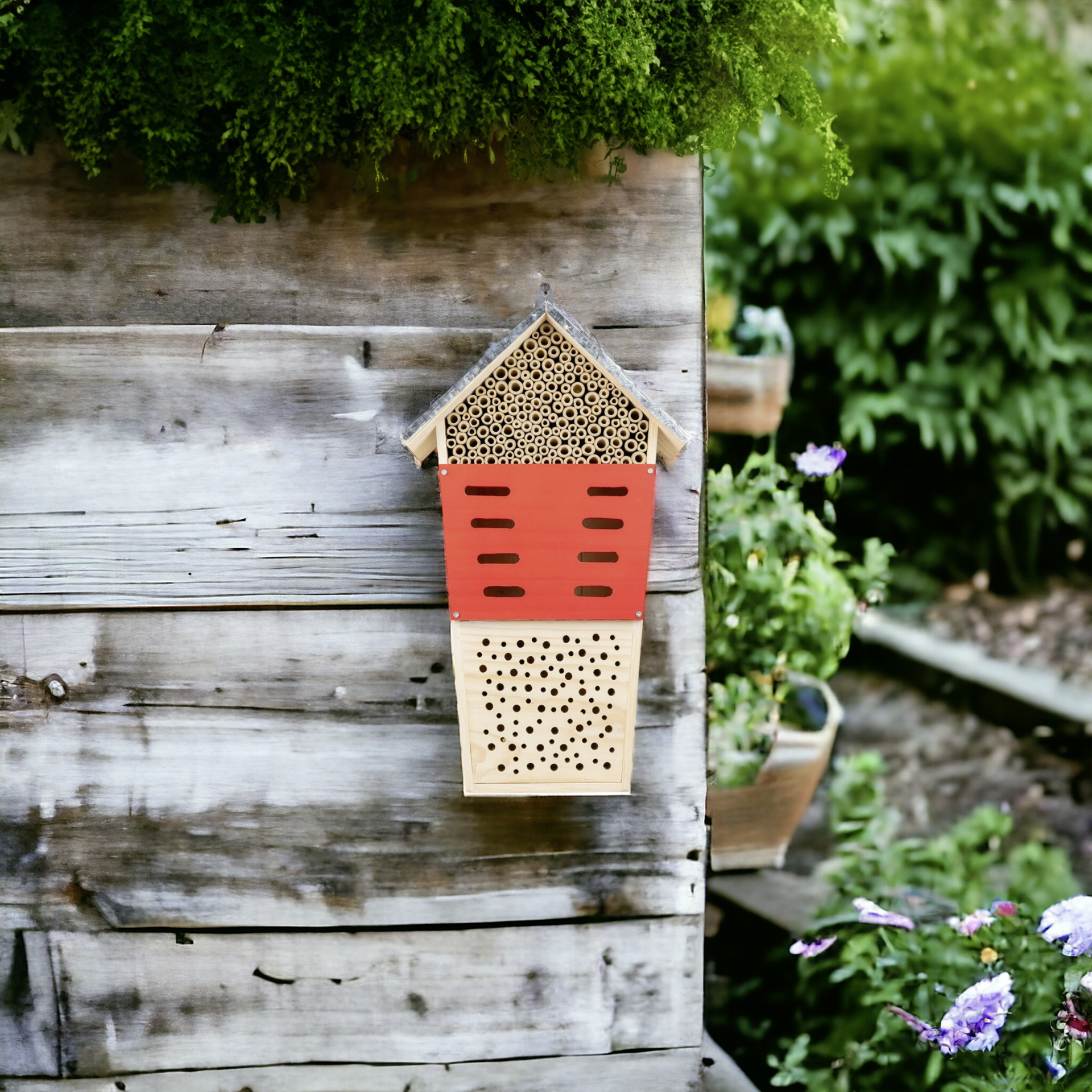 Insektenhotel Tower