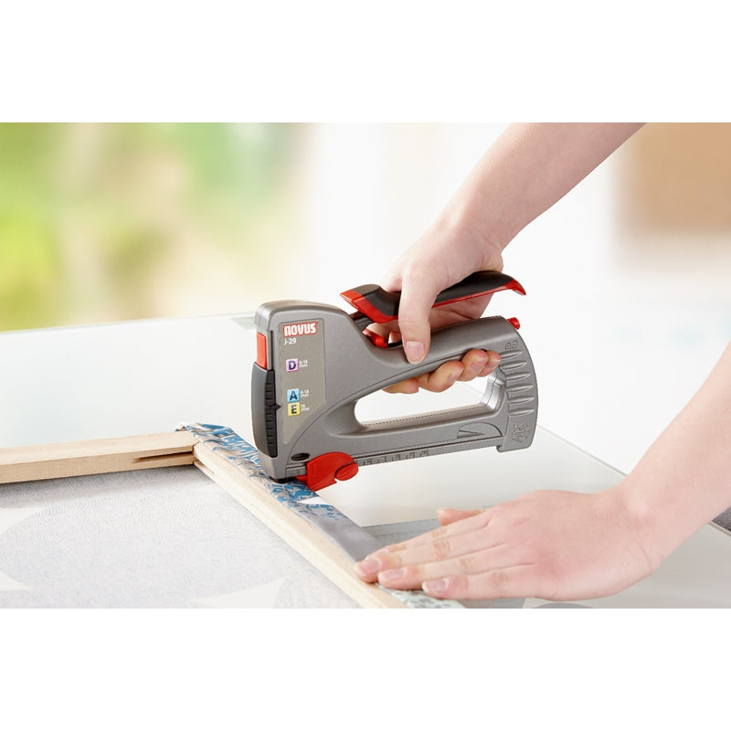 Handtacker J-29