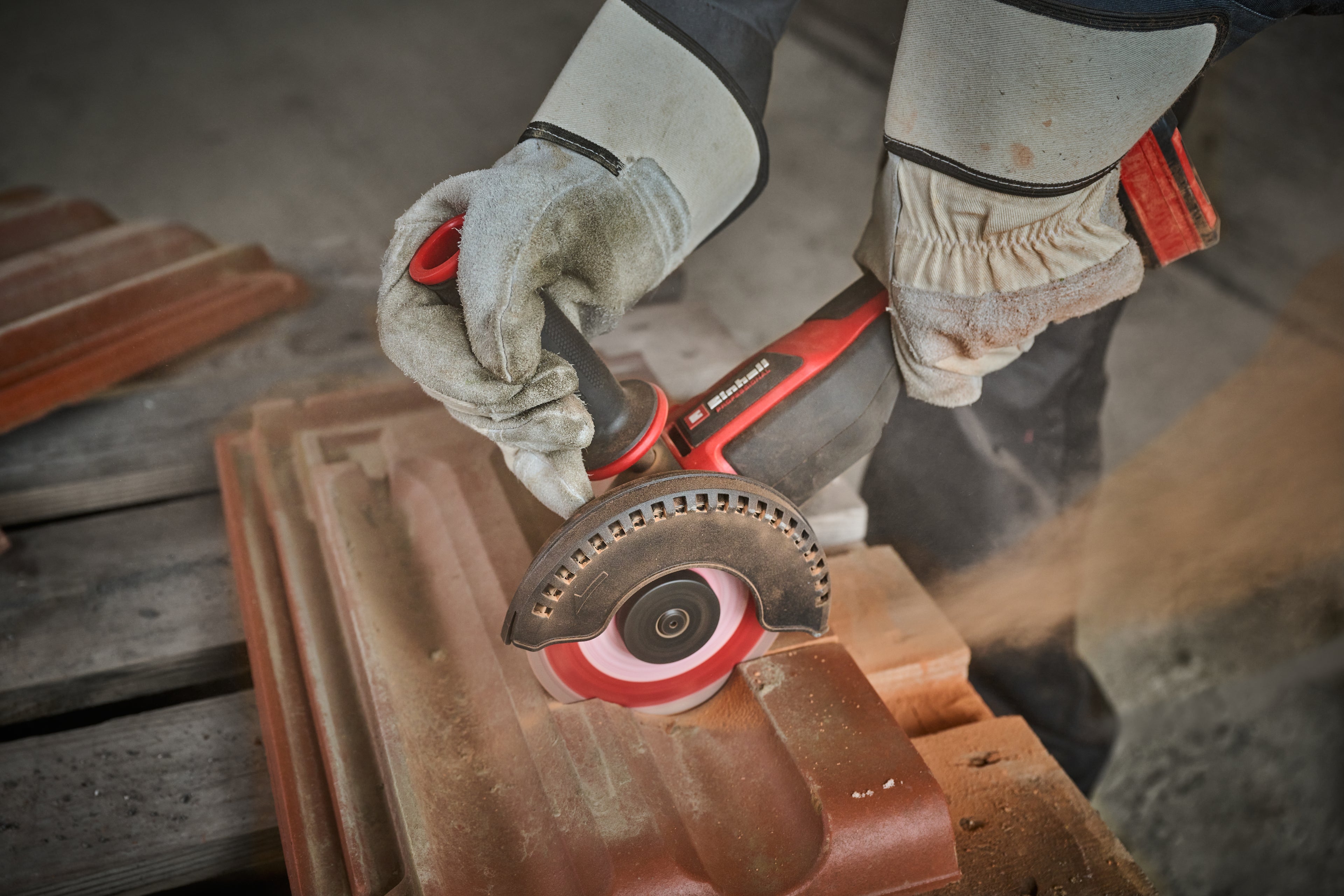 Akku-Winkelschleifer Axxio 18/125 Quick, Power X-Change