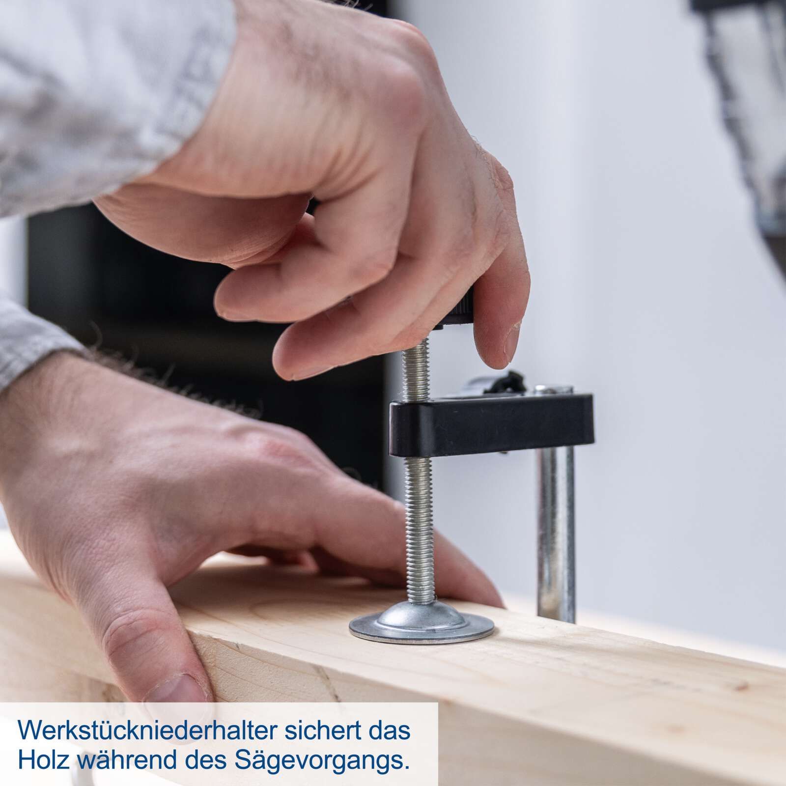 Kapp- und Gehrungssäge HM210L