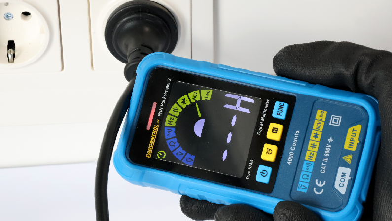 Taschen Multimeter CAT III 600V